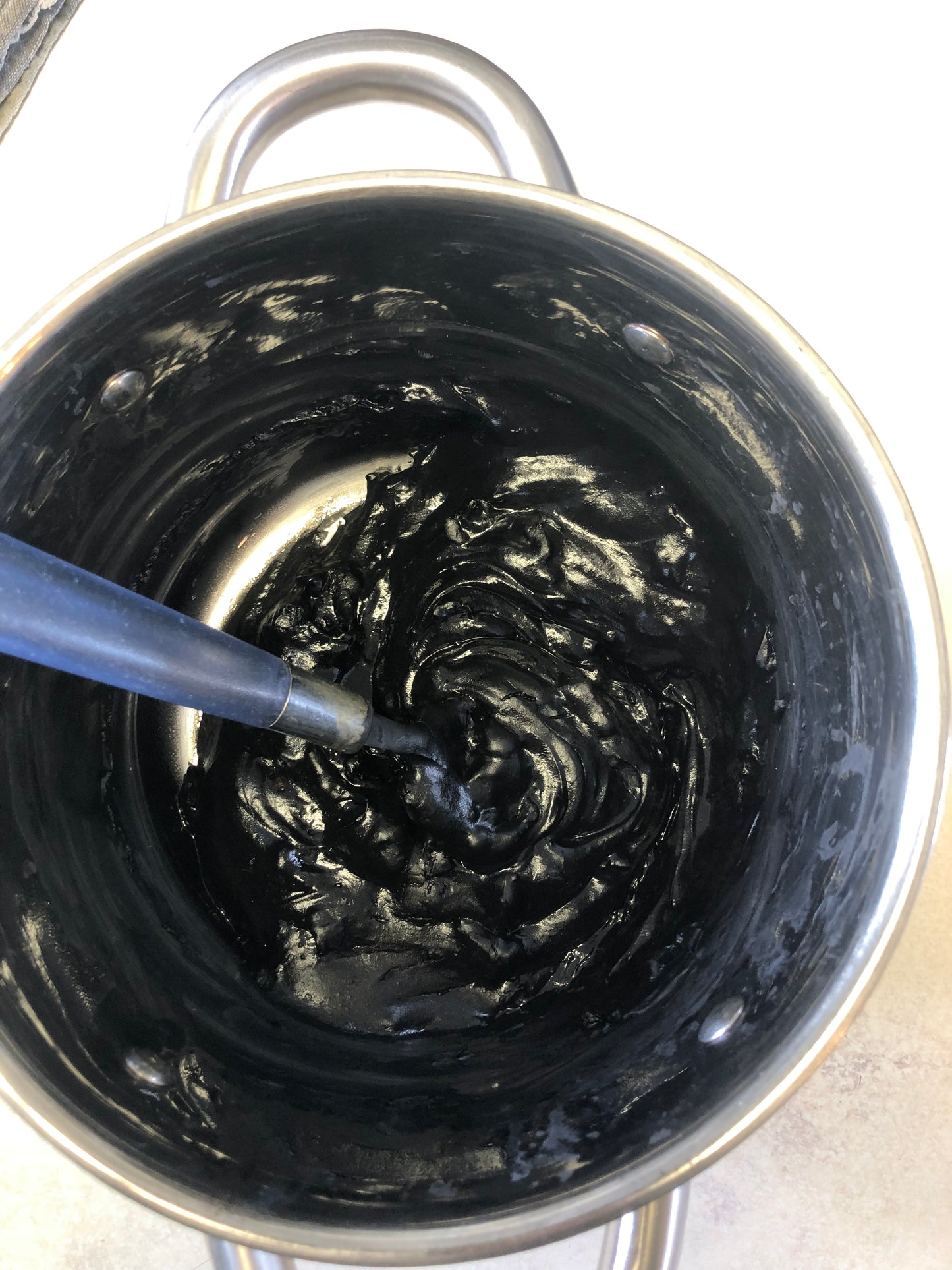 Natural Screen Printing on Paper and Other Natural Supports